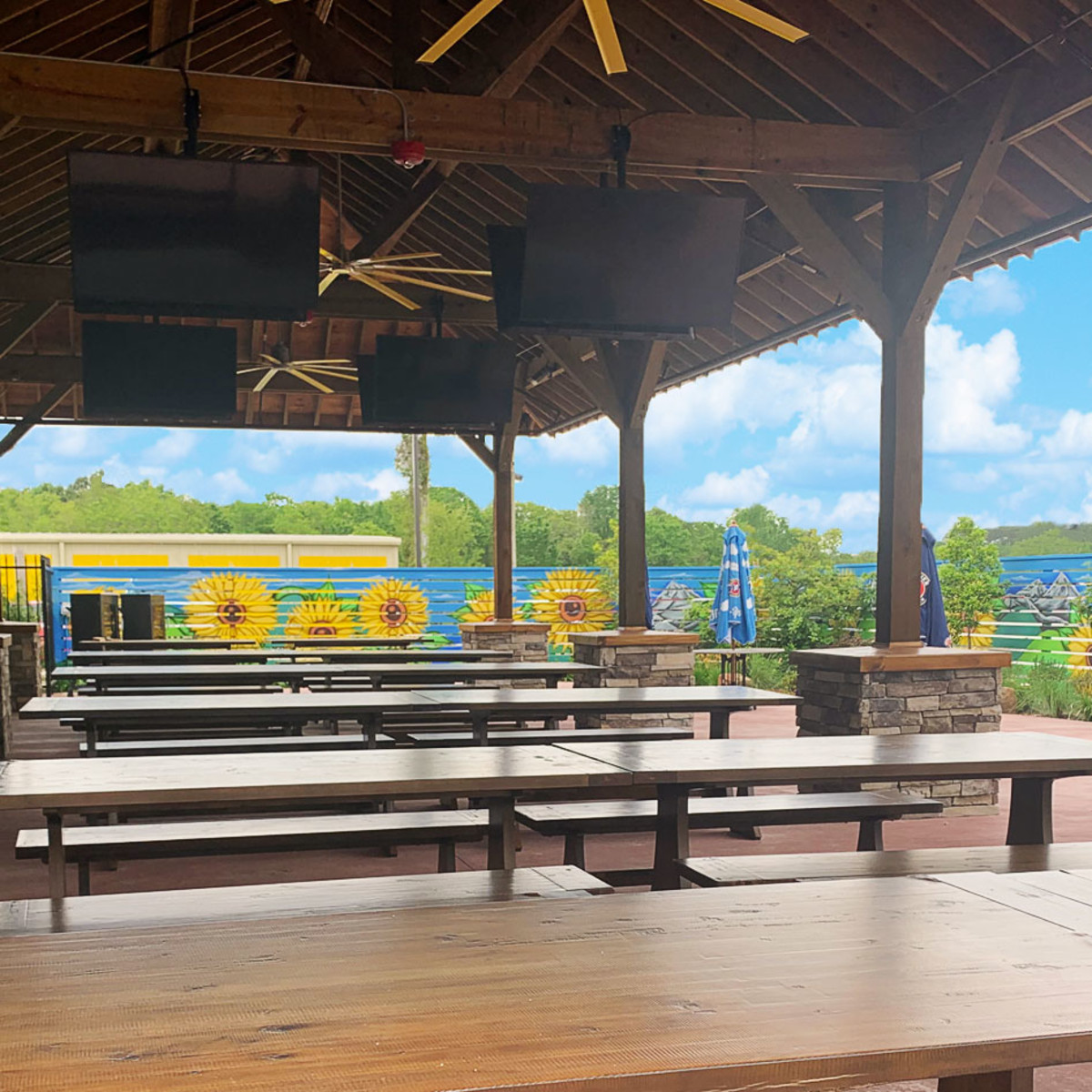 Popular Heightsarea German beer house brews up sunny new