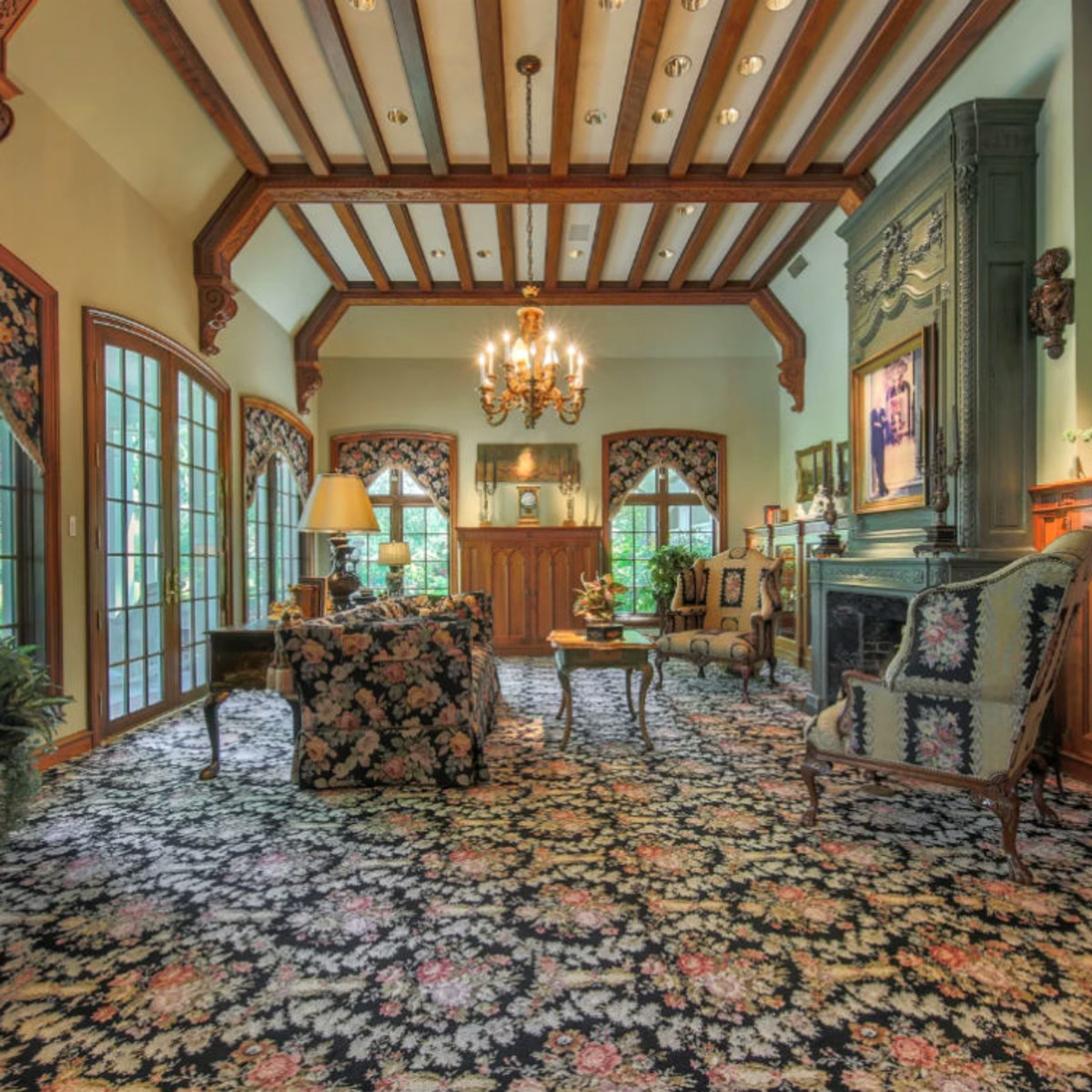Estate of Pilgrim's Pride founder east of Dallas is up for auction CultureMap Dallas