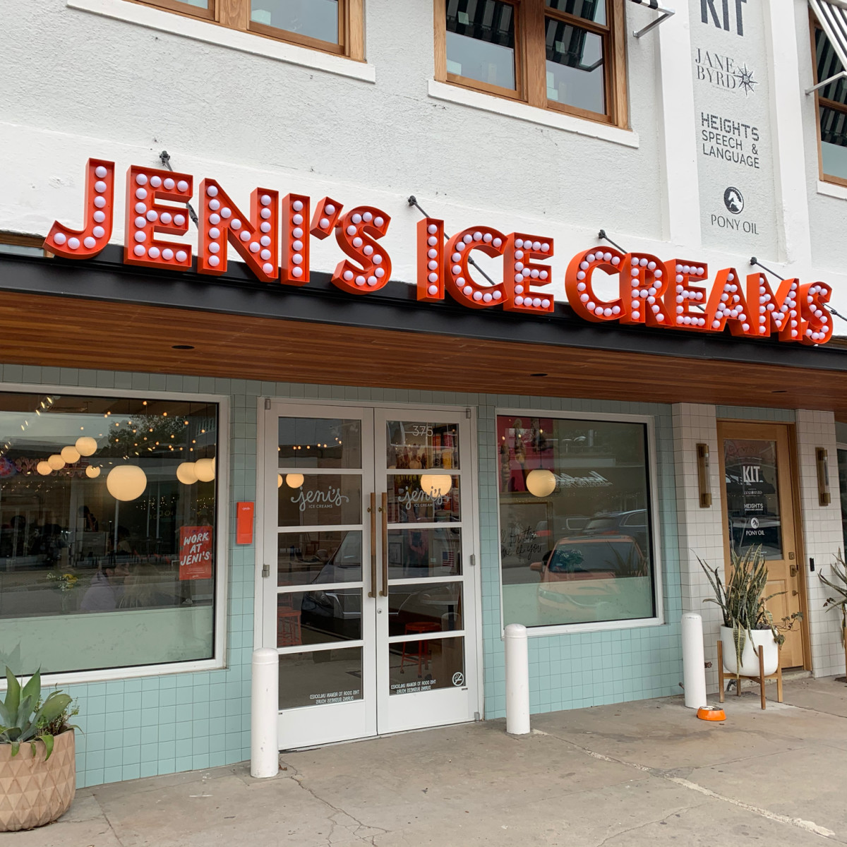 Nationally acclaimed ice cream shop now serving scoops in The Heights