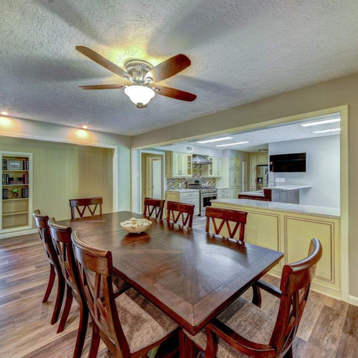 Neil Armstrong's midcentury home rockets onto market in Clear Lake