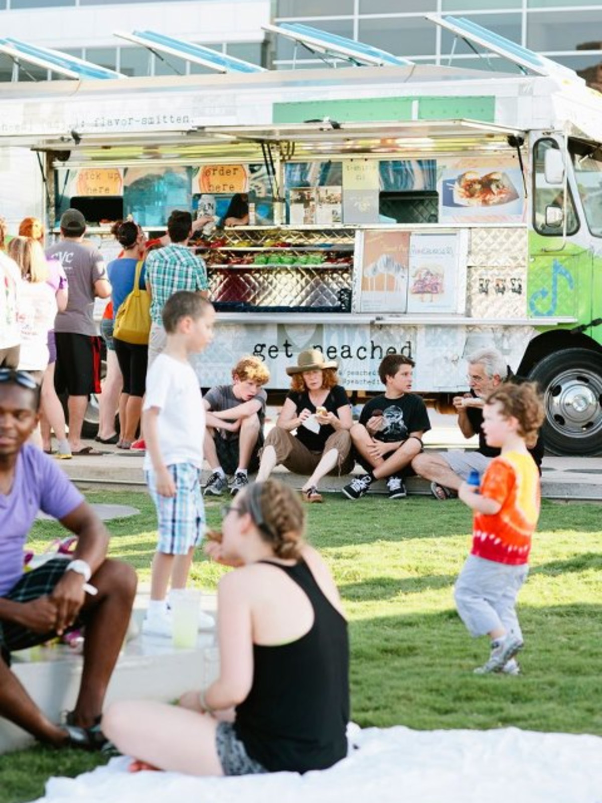 austin photo set: news_aug_arden_trailer food tuesdays