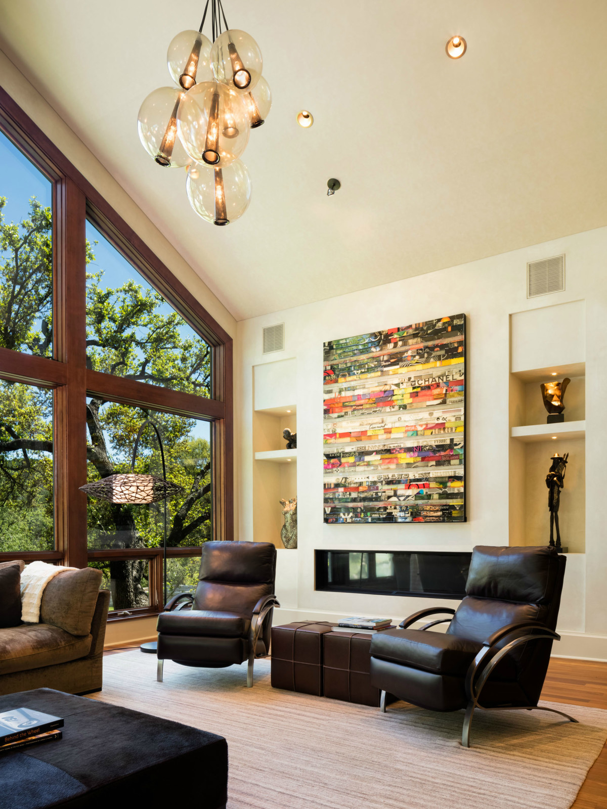 Austin house home 101 Pascal Lane Weslake Rob Roy neighborhood living room light fixture