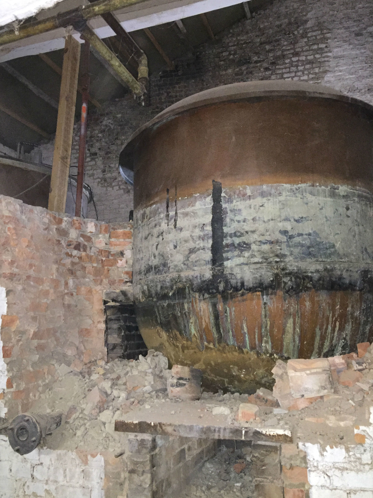 Christine Celis copper kettle removal Hoegaarden