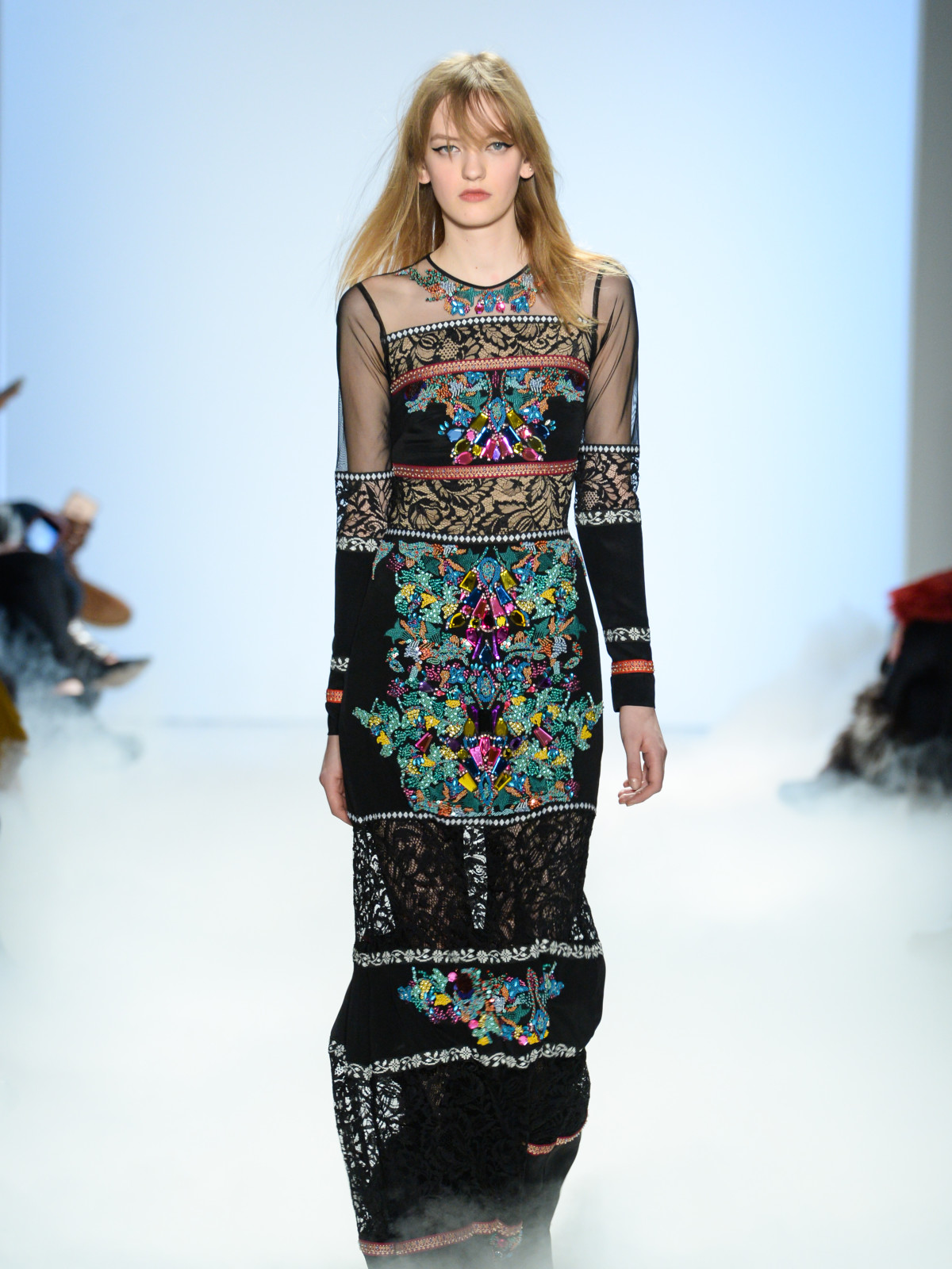 Nicole Miller fall 2016 runway show