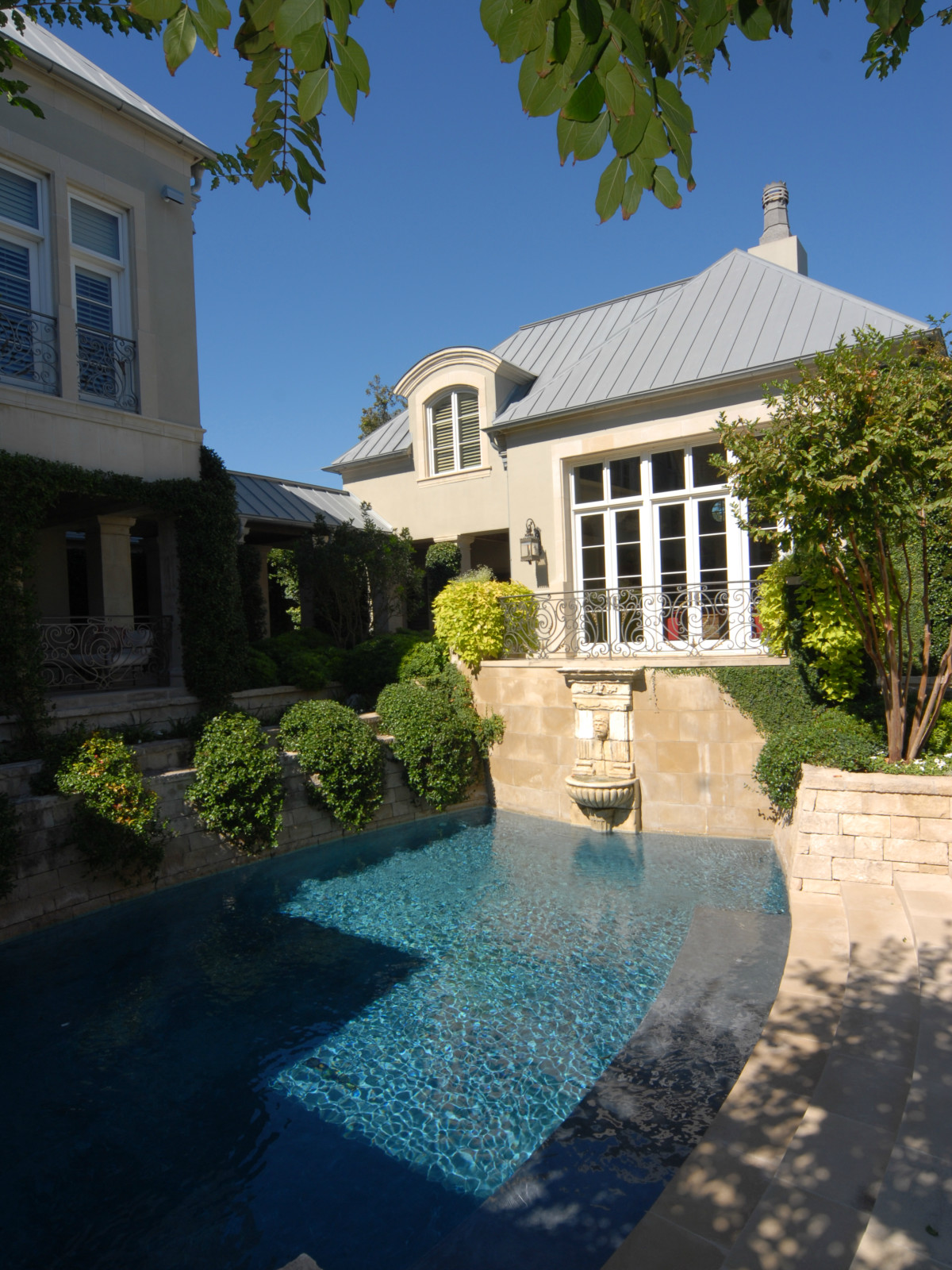 This contemporary estate in Terrell Hills is the pinnacle of luxury