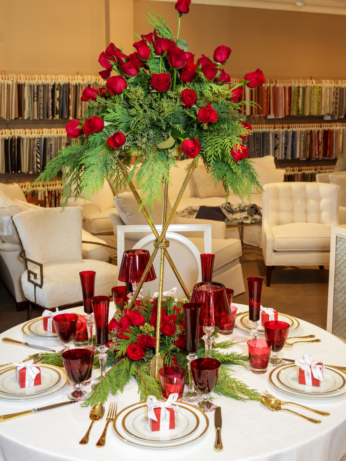 News, Houston Design Center, Deck the Tables, Dec. 2015 Charles Ray & Associates