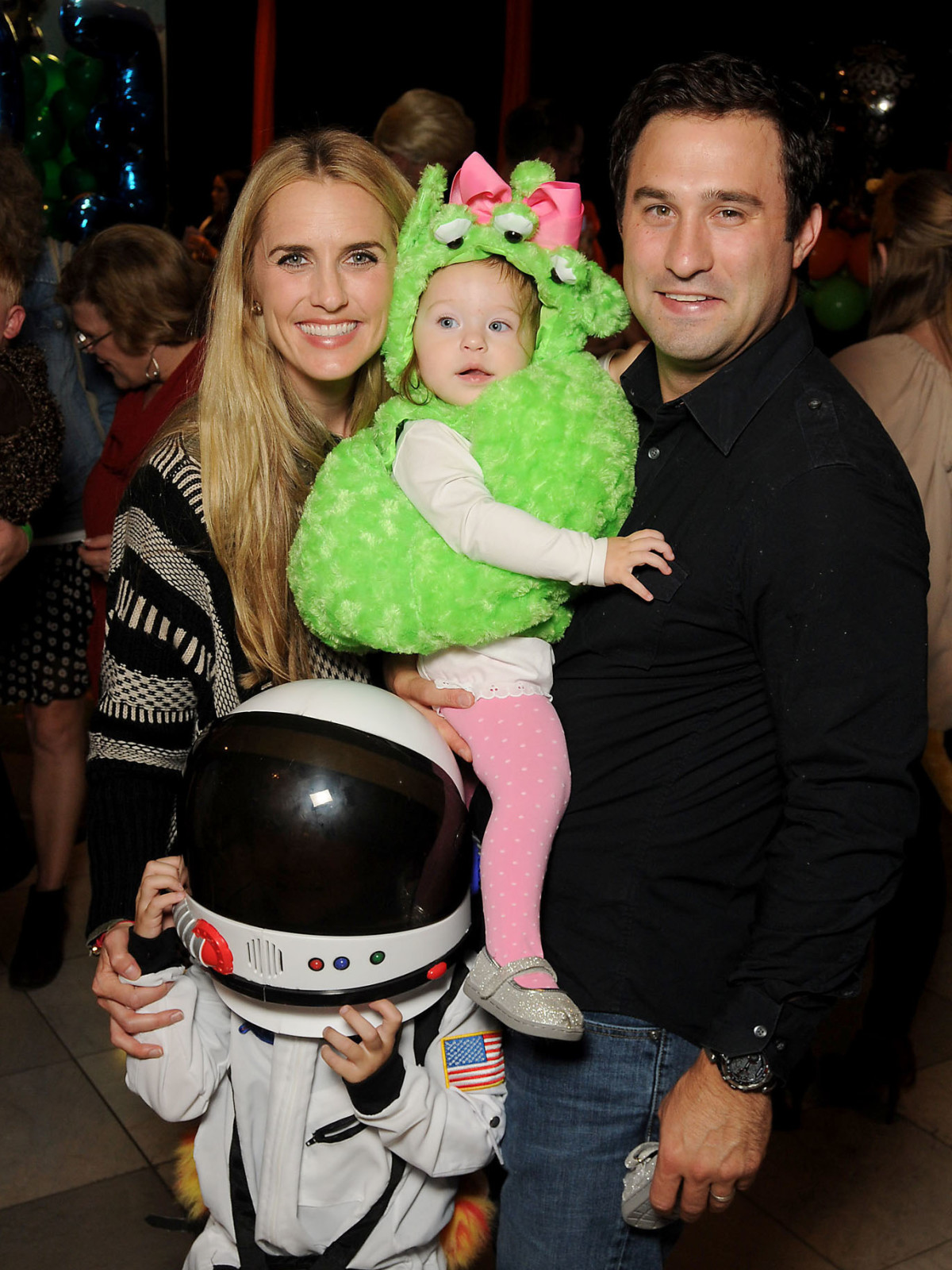 MD Anderson Halloween at the Galleria Laine, Mac, Edie and Dave Santamaria