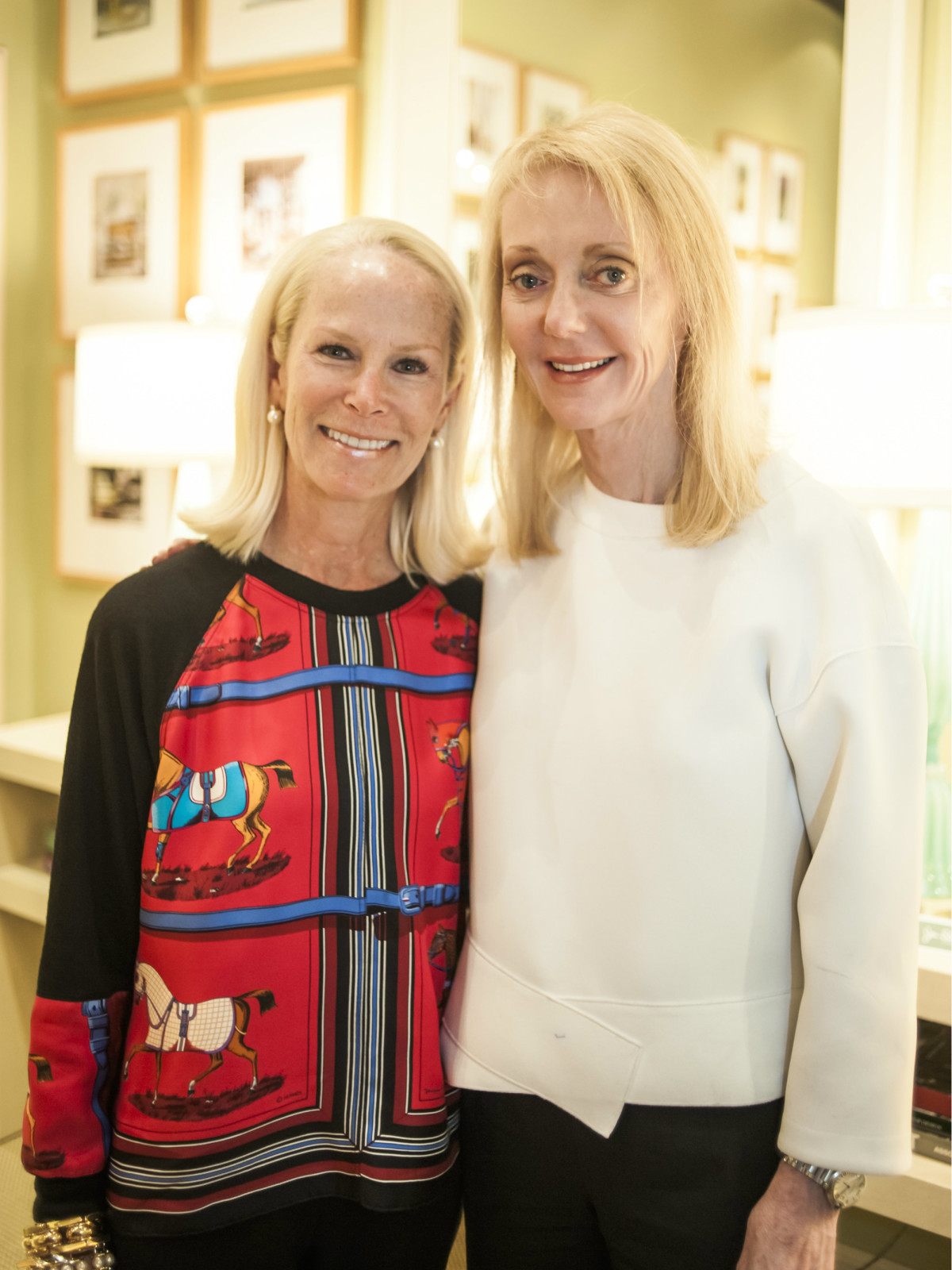 DeeDee Lee, Shelle Sills