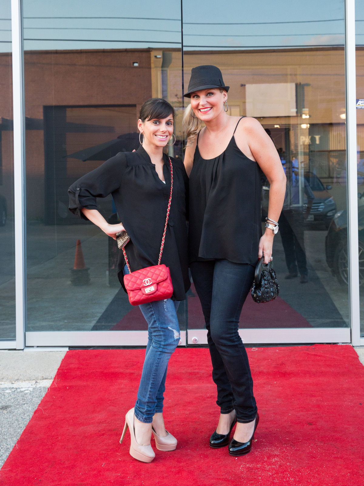 Lauren Ives, Jessica Pantano