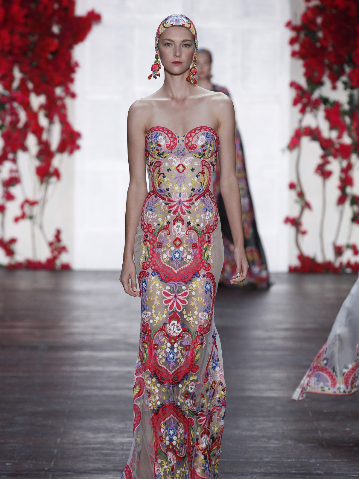 Naeem Khan spring summer 2016 collection look 2