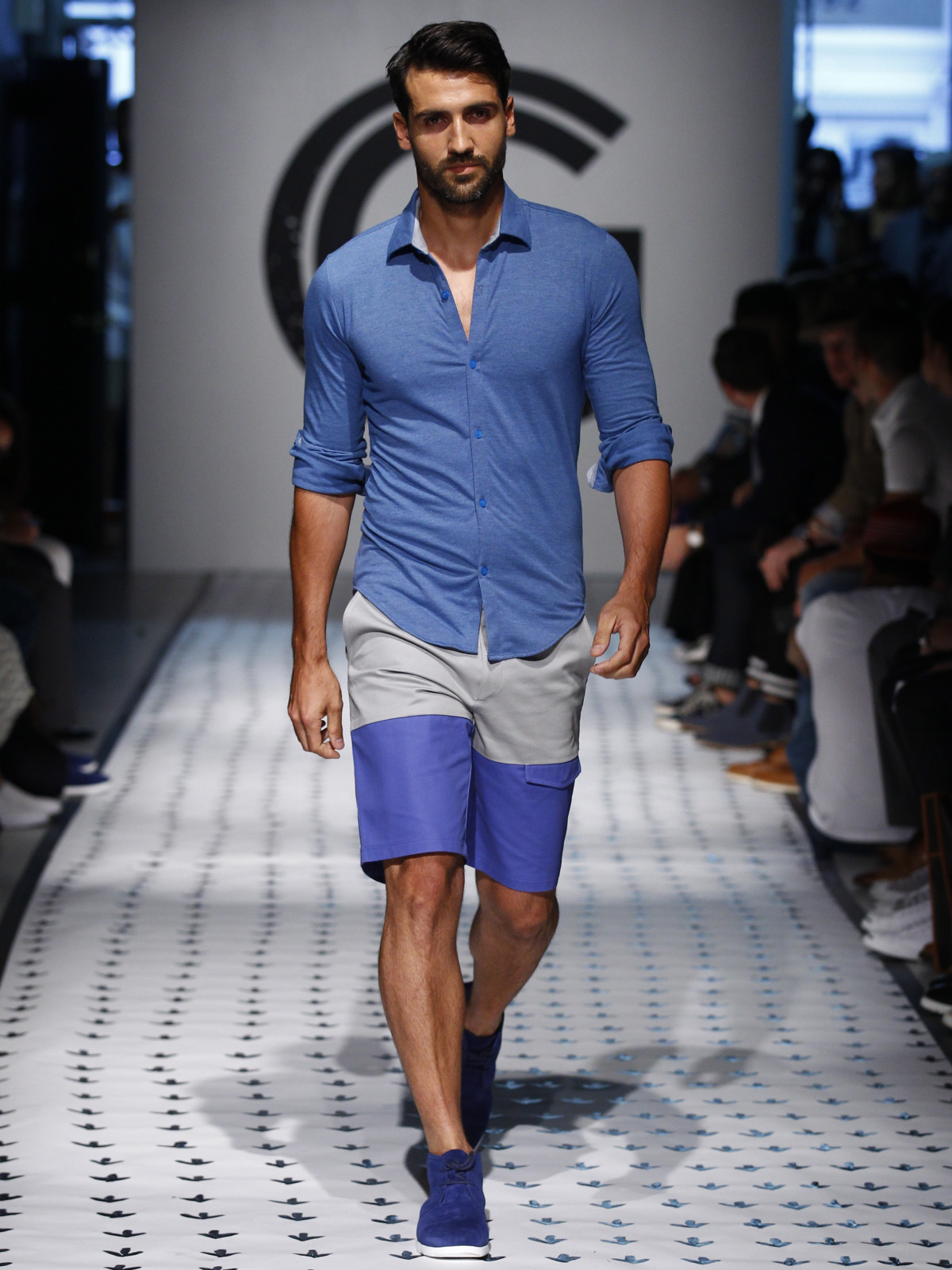 Slideshow New York Men S Fashion Week Gets A Grungy Casual Look