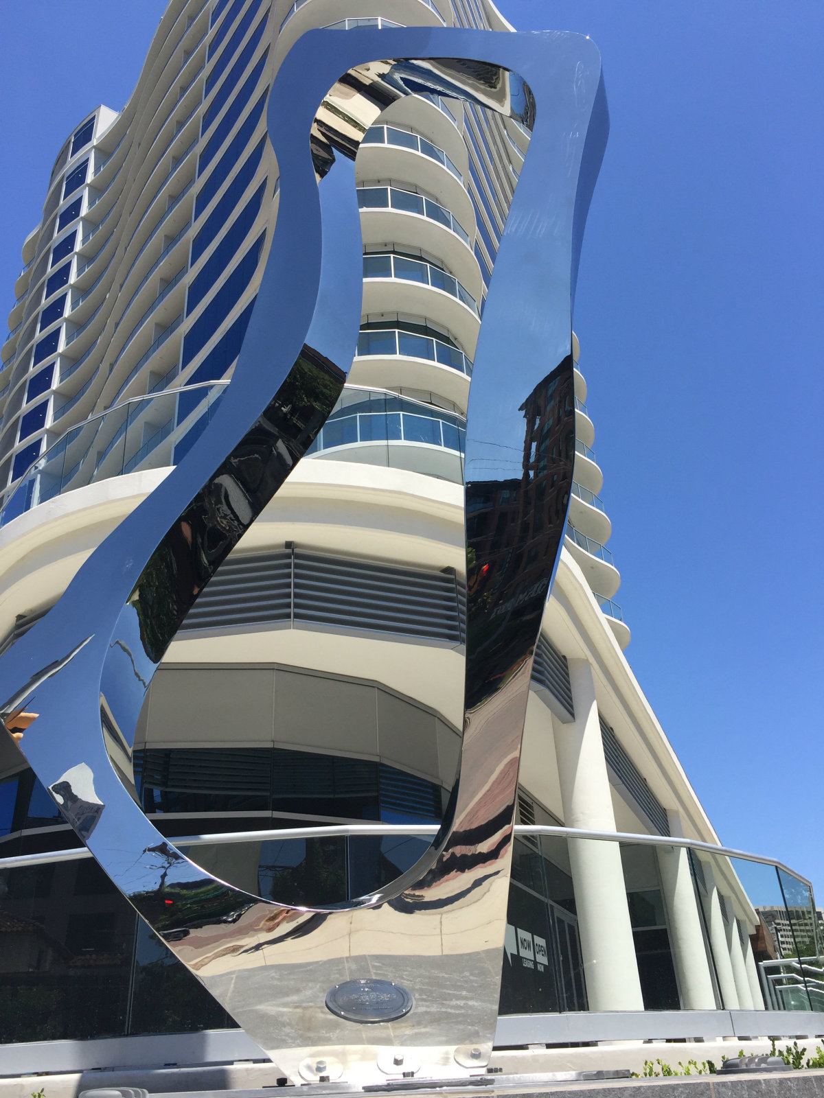 Uptown Moment sculpture by Brad Oldham
