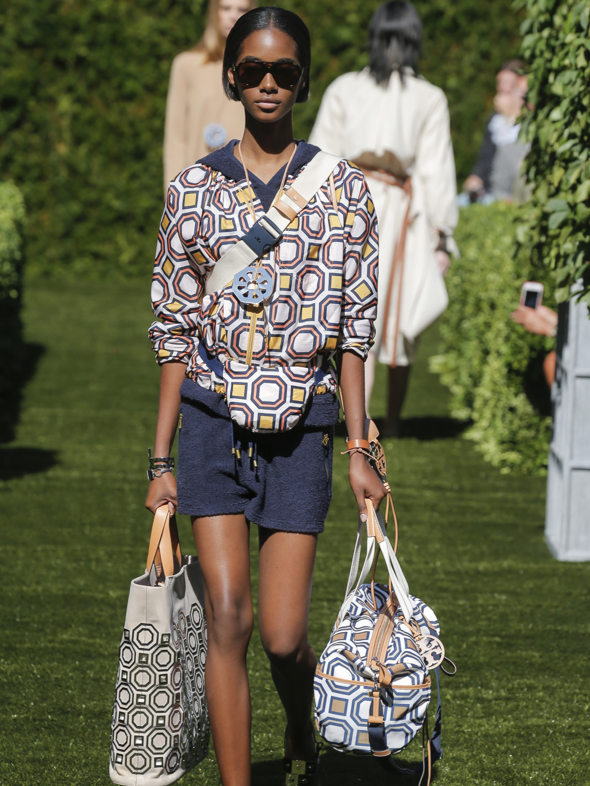 Tory Burch spring 2018 look 33