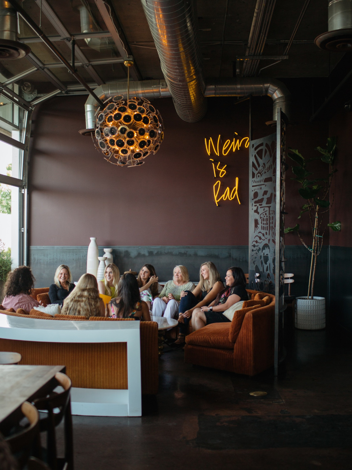 Heights wine lovers rejoice Hot cafe with lengthy happy hour opens CultureMap Houston