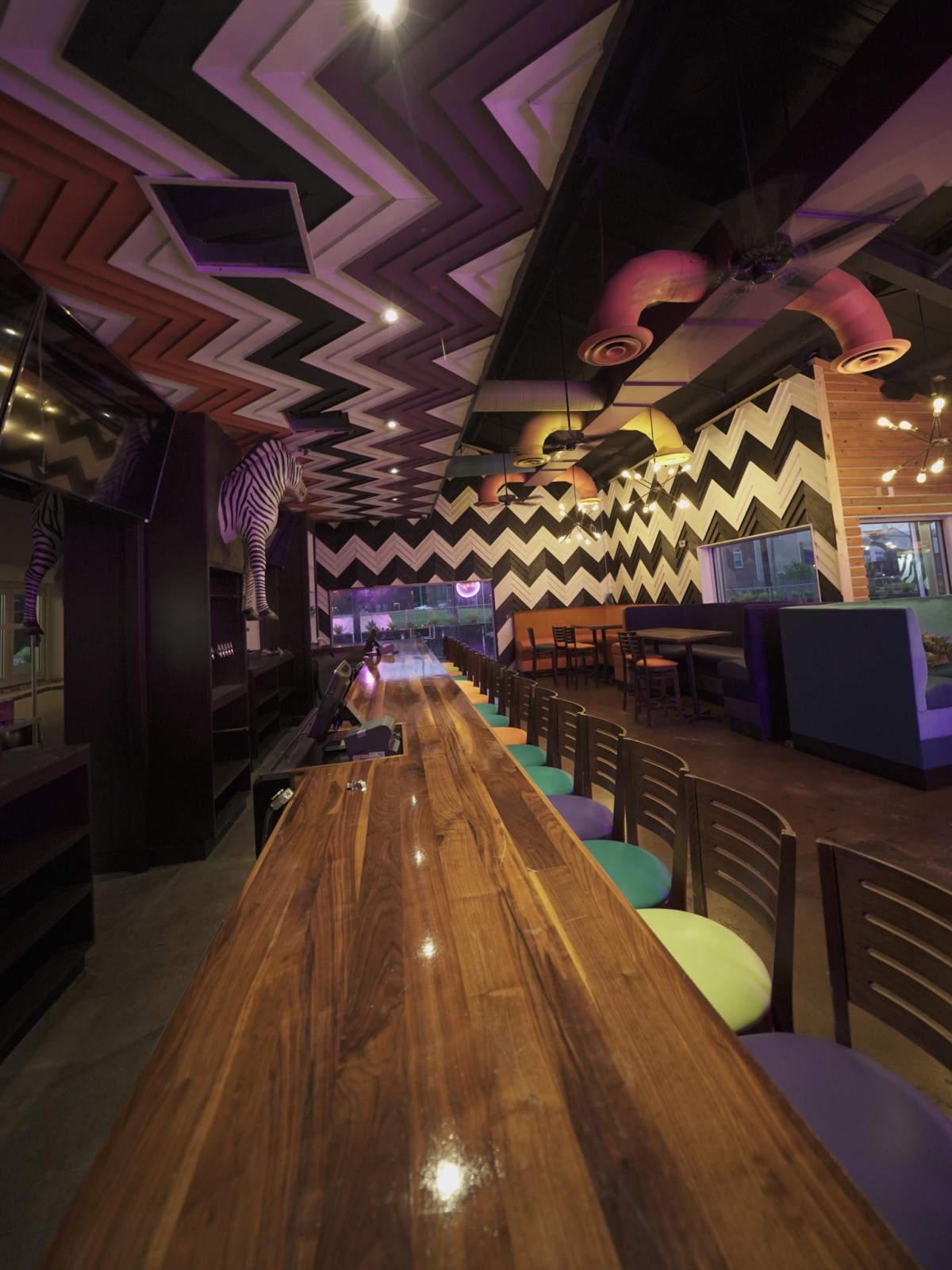 Eclectic New Bar Boasting Colorful Cocktails Finds Its Way
