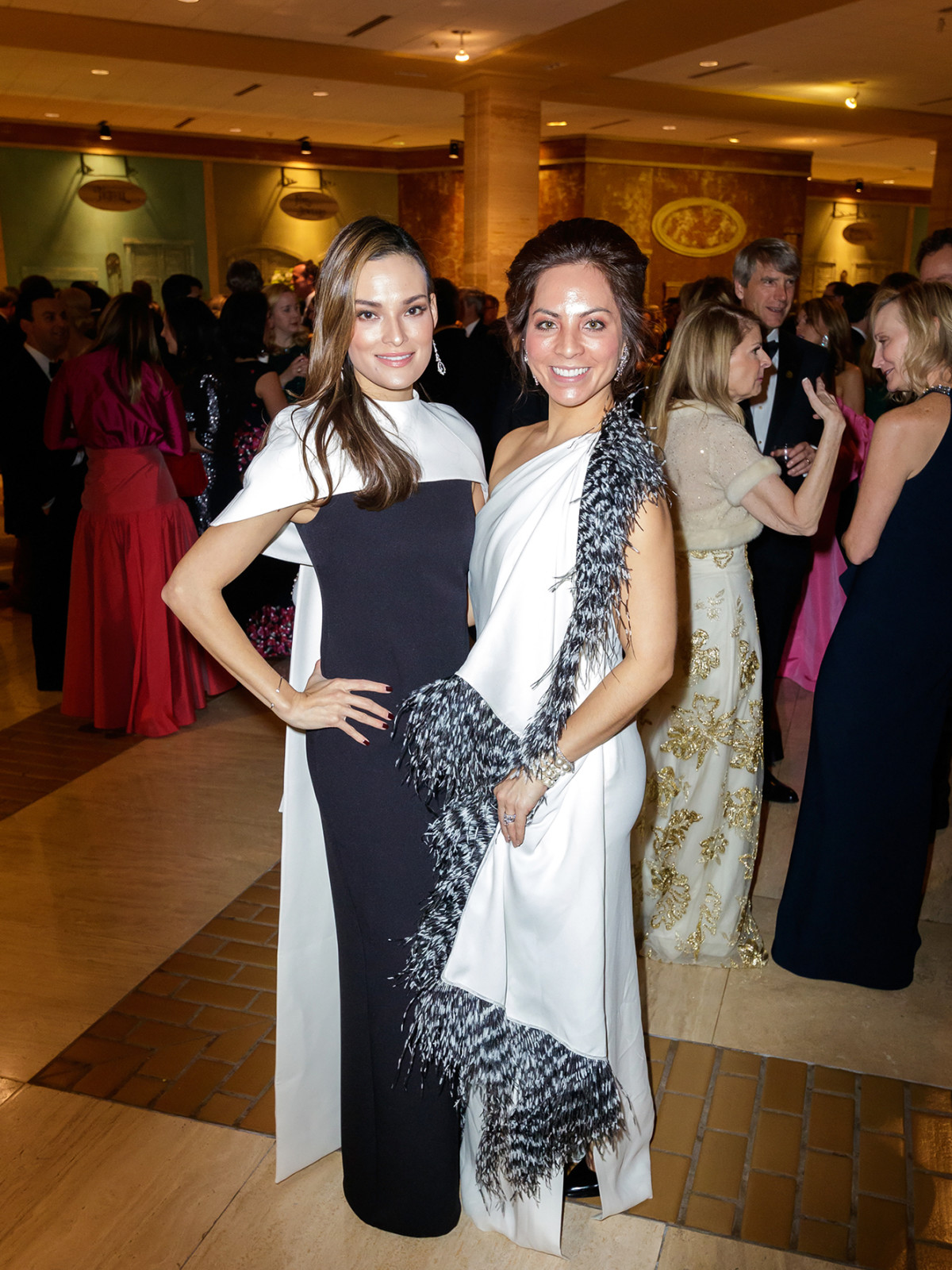 Marisa Howard, Samantha Wortley