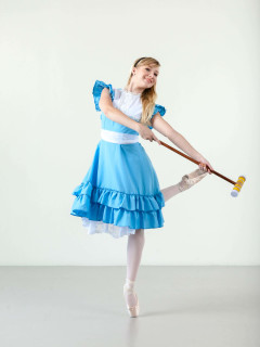 Avant Chamber Ballet presents <i>Alice in Wonderland</i>