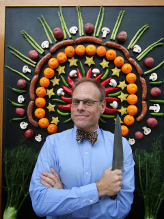 Alton Brown of Good Eats and Iron Chef for Edible Inevitable Tour
