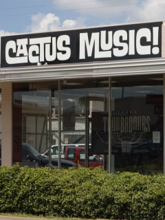 Places-Shopping-Cactus Music