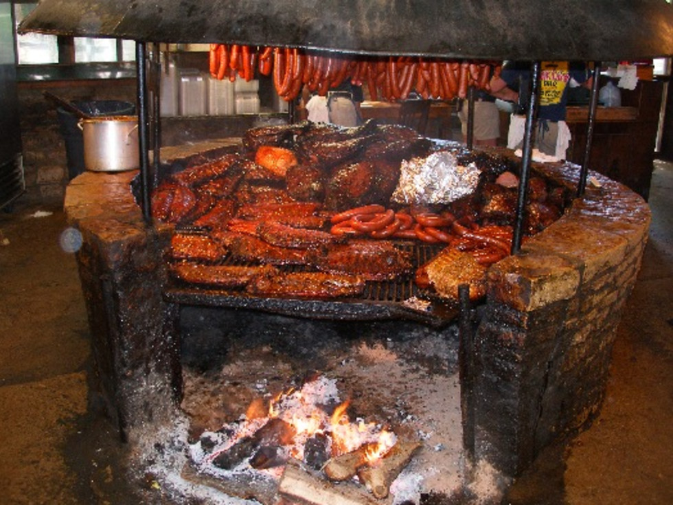 The salt lick barbecue restaurant