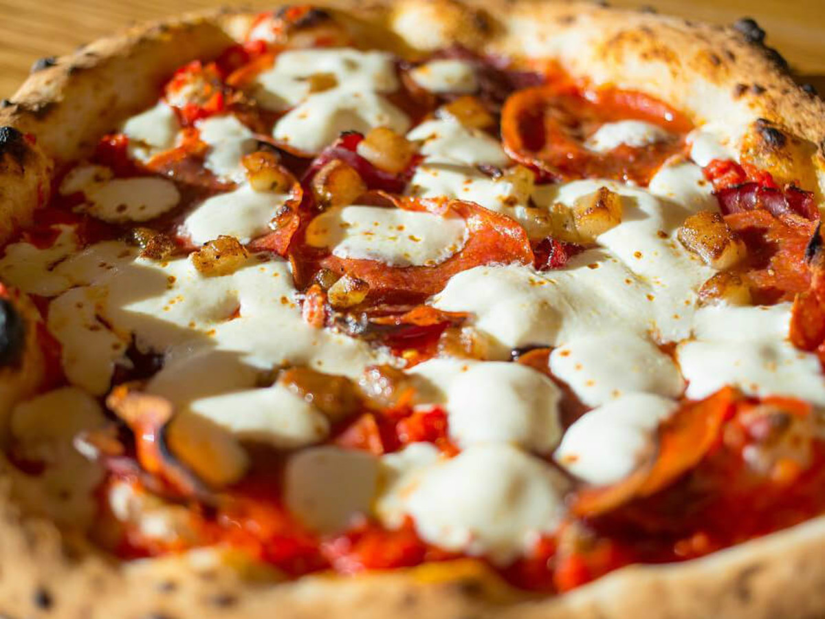 Unit-D Pizzeria pizza Pepperoni Primo