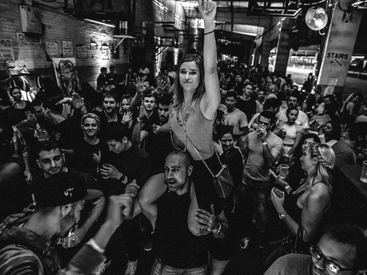 Houston, Post HTX at 401 Franklin, September 2016, Cirque Nior party