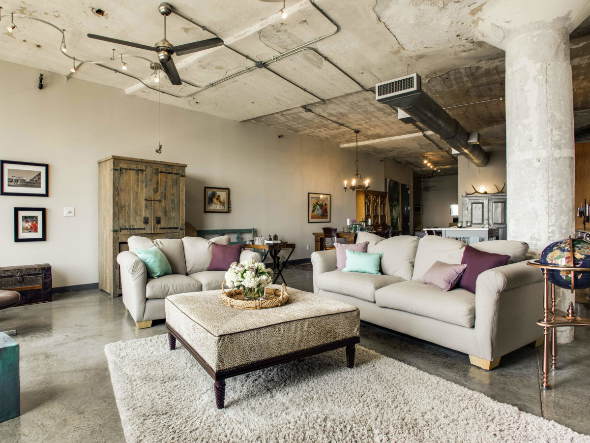 Slideshow A Steal Of A Downtown Condo And A New Bar For Uptown