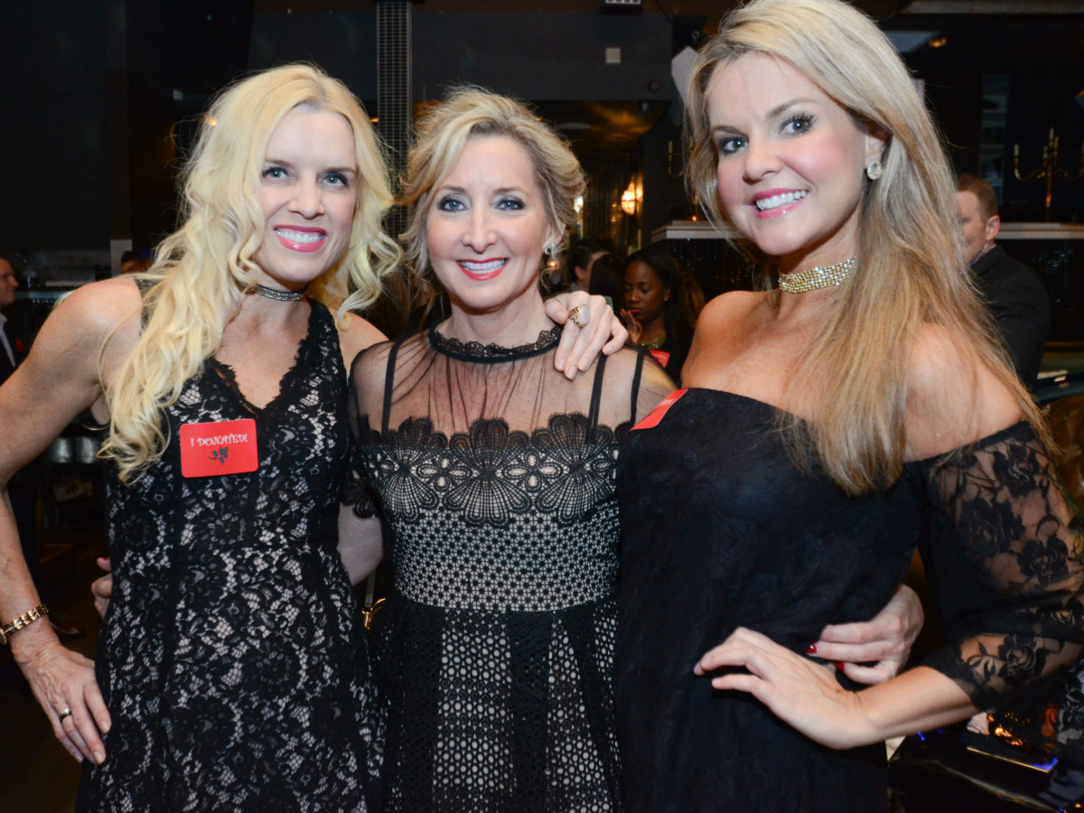 Heidi Meier, Chrystie Trimmell, Megan Blessing