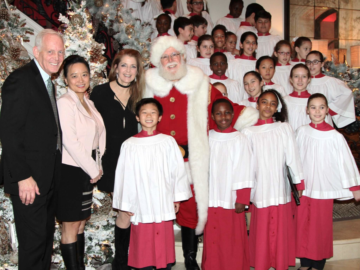 MD Anderson Santa's Elves party, Stephen Roddy, Lynda Chin, Paige Fertitta, Santa, Houston's Children's Chorus