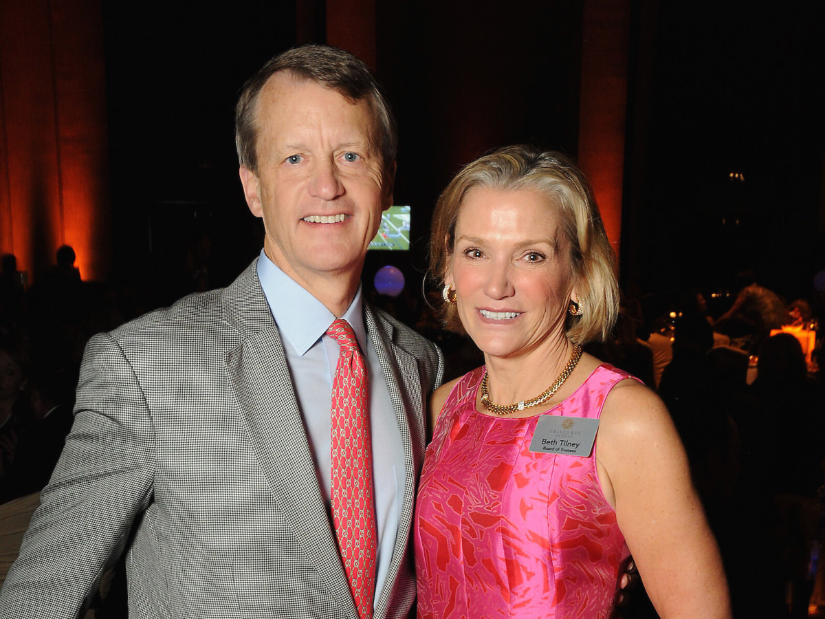 Houston, Cristo Rey Jesuit College Preparatory HS gala, Jan 2017, Beth and Schuyler Tilney