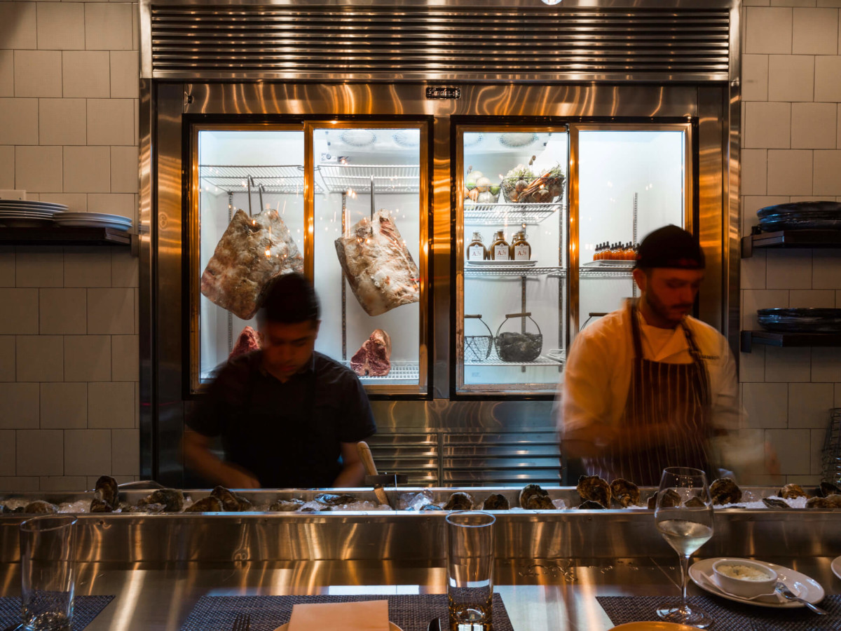 One Fifth raw bar