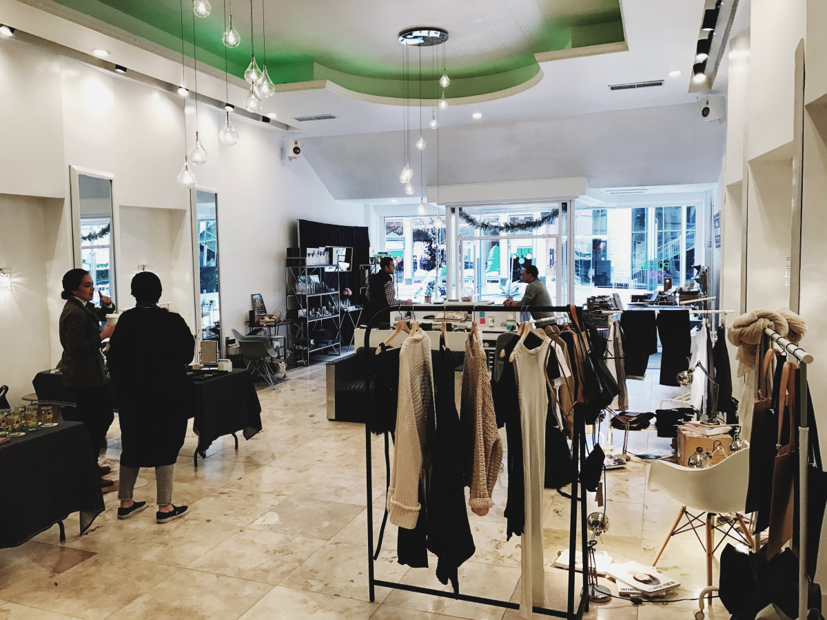 Unbranded pop-up 2016