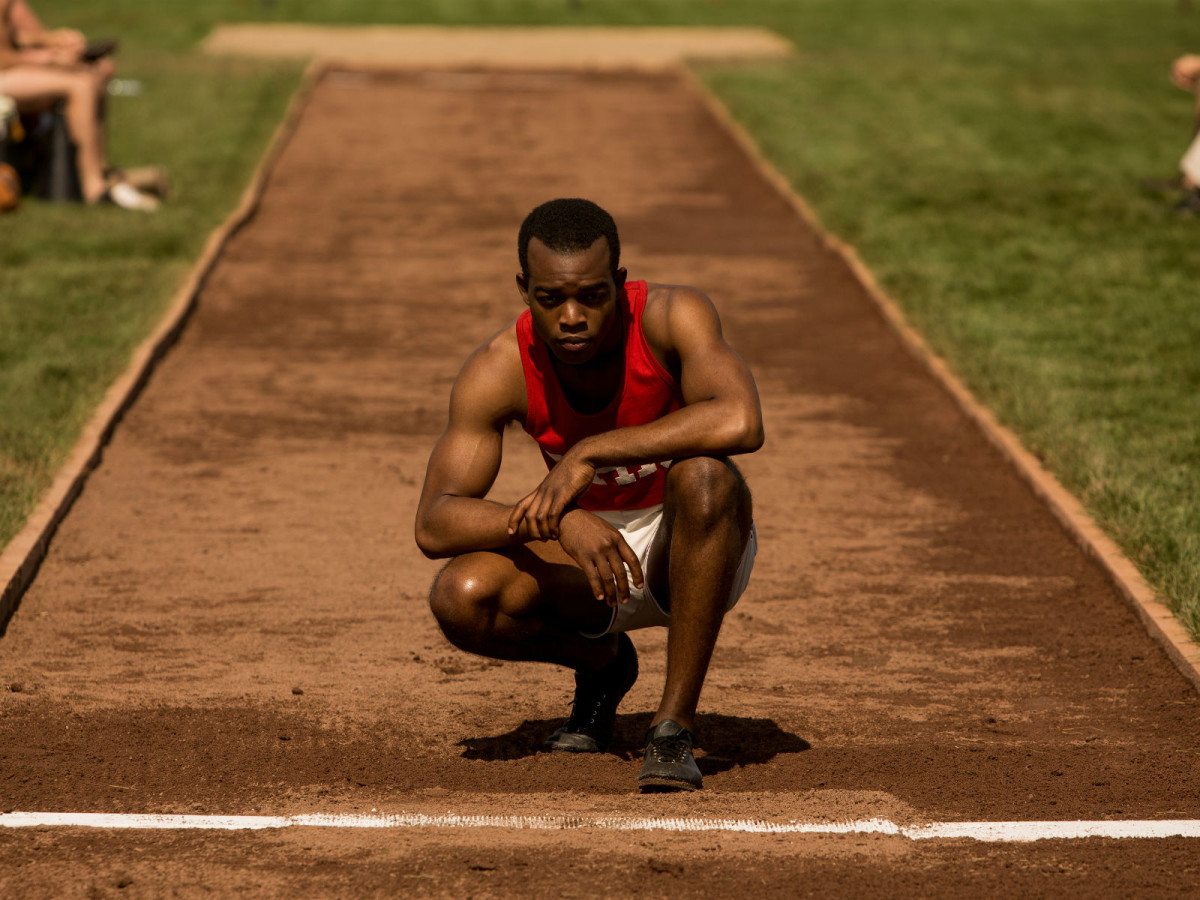Stephan James in Race