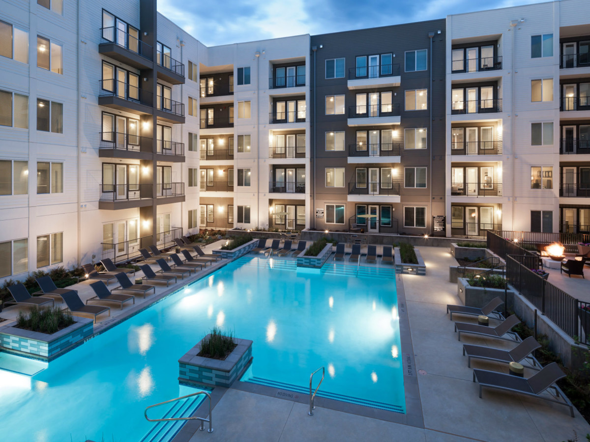 Alexan Central apartments Richardson