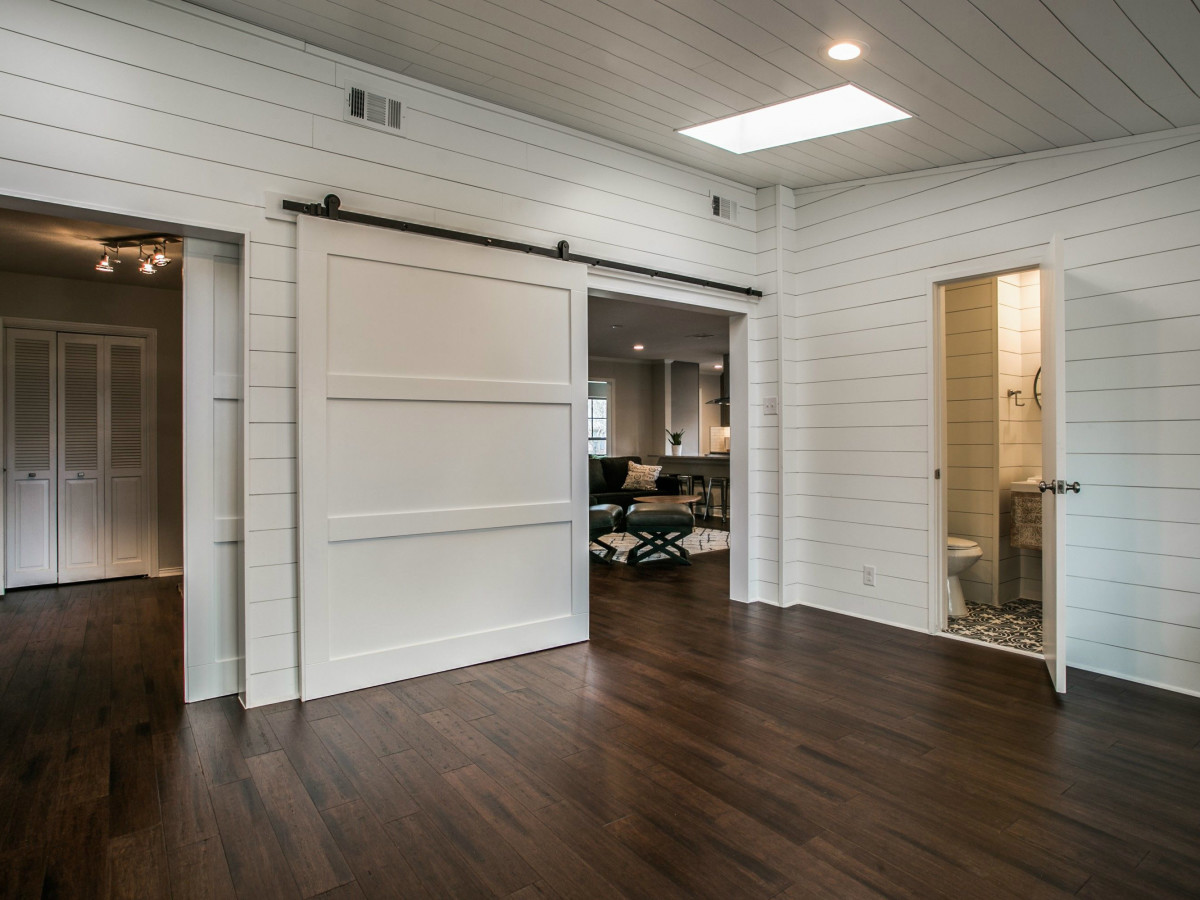 914 Sandalwood Dallas house for sale