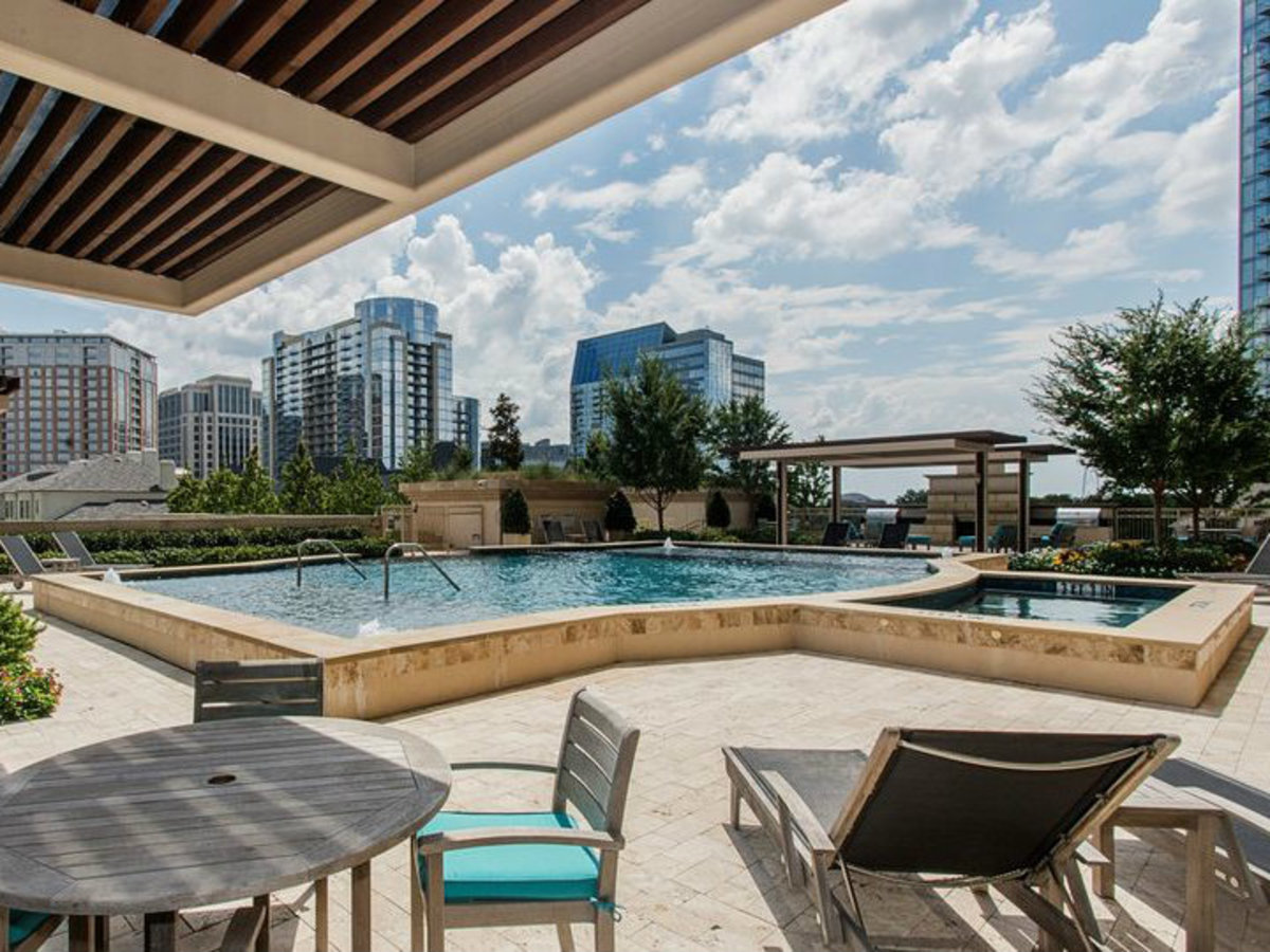 Residences at the Stoneleigh