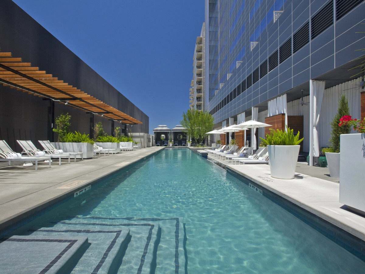 W Austin pool