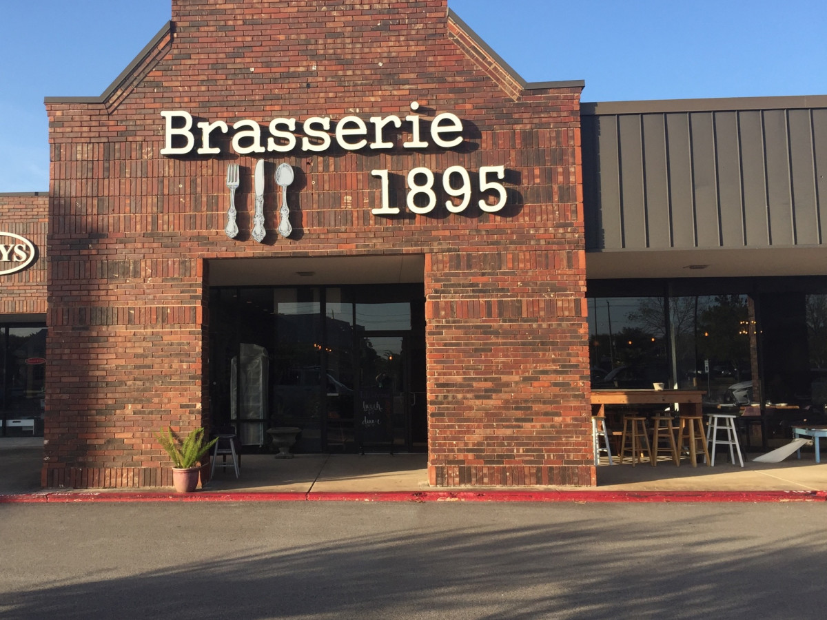 Brasserie 1895 exterior