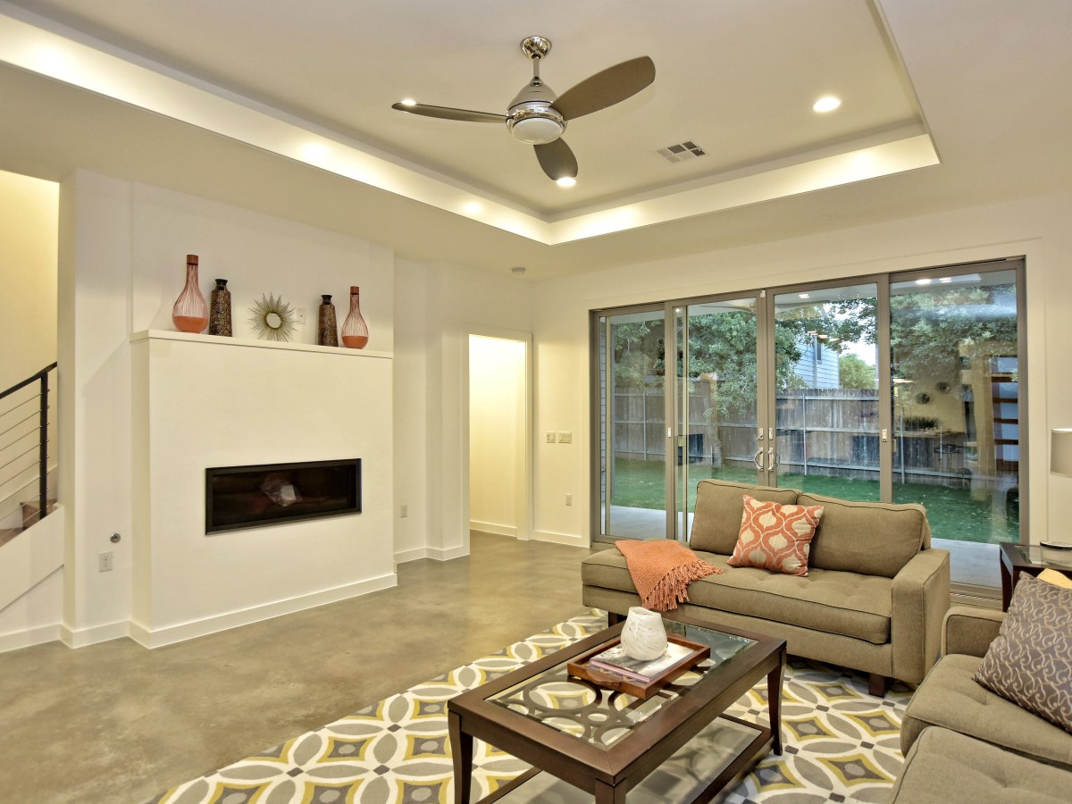 1806 Frazier Austin house for sale living room