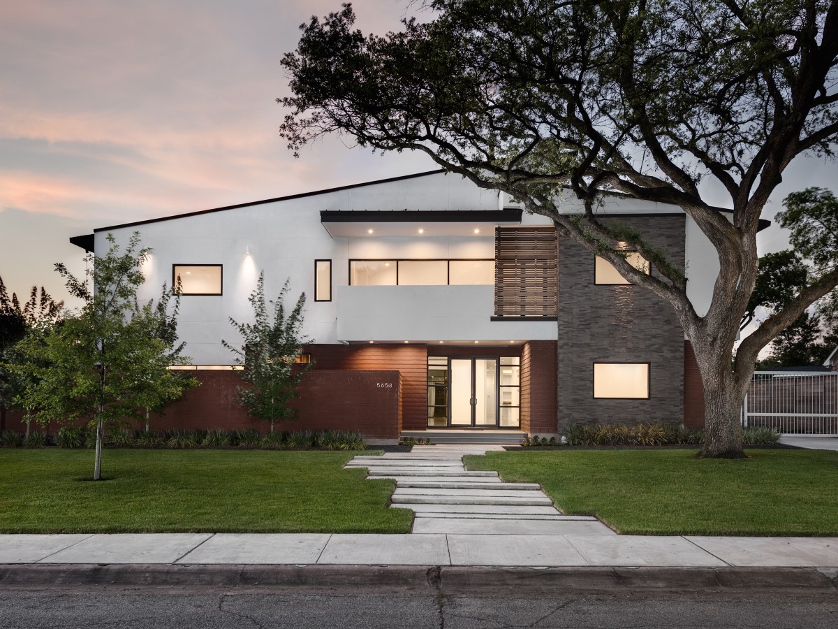 5658 Terwilliger, July 2016