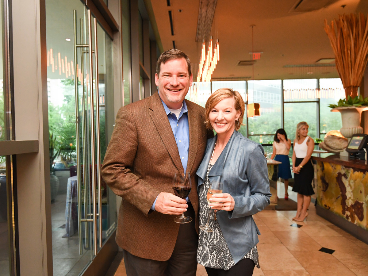 Cafe Annie 35th anny, 6/16 Vince Elliott, Patti Elliott