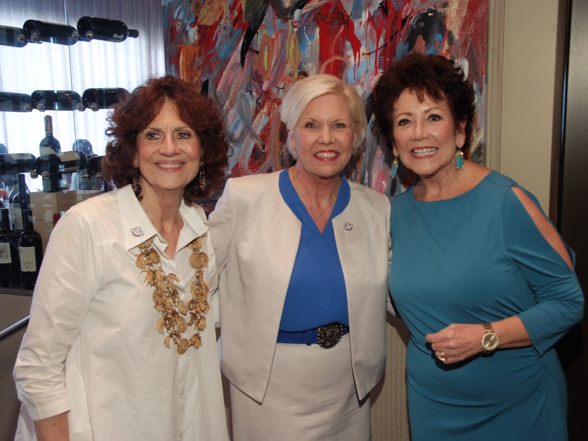 Houston, Women’s Excellence in Business Series Luncheon, May 2016, Donna Vallone, Sallie Sargent, Kathryn Mumaw