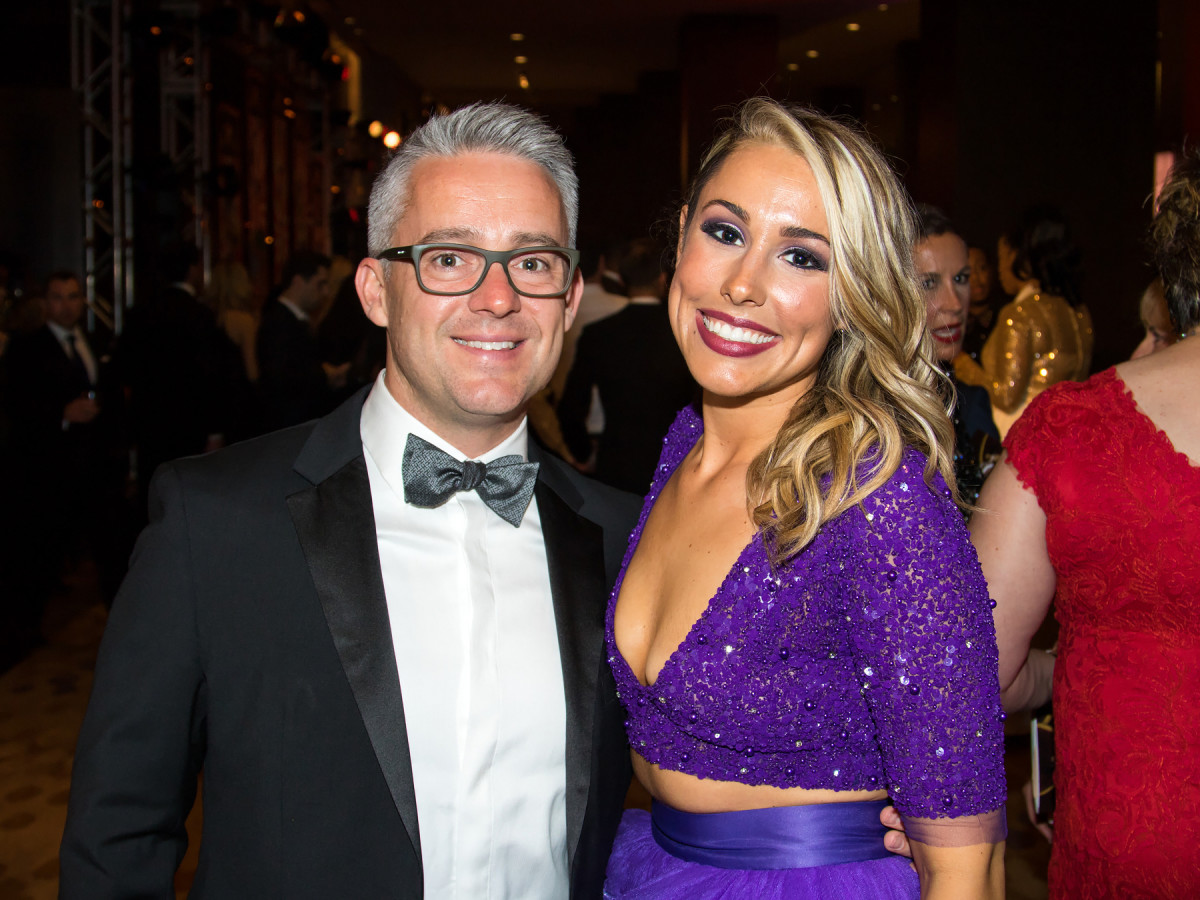 Scott Schreiver, Sarah Hobson