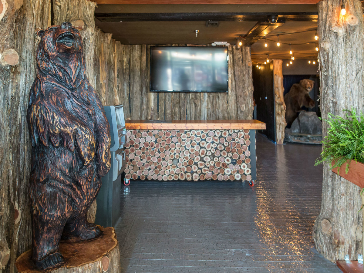 Grizzly Hall