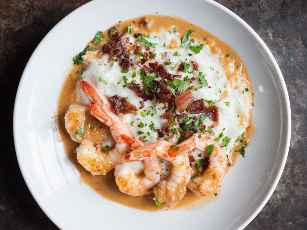 Dish Society shrimp and grits