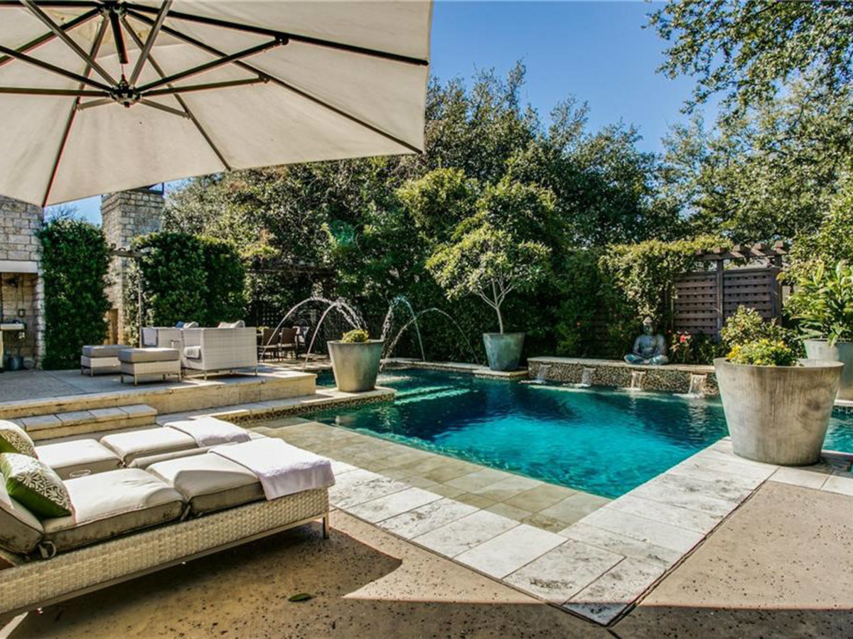 5535 Hanover pool