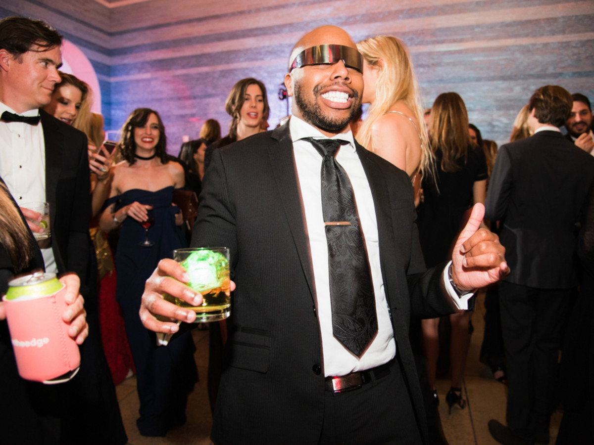 Blanton Museum Art on the Edge gala February 2016 dancing dance music dancer