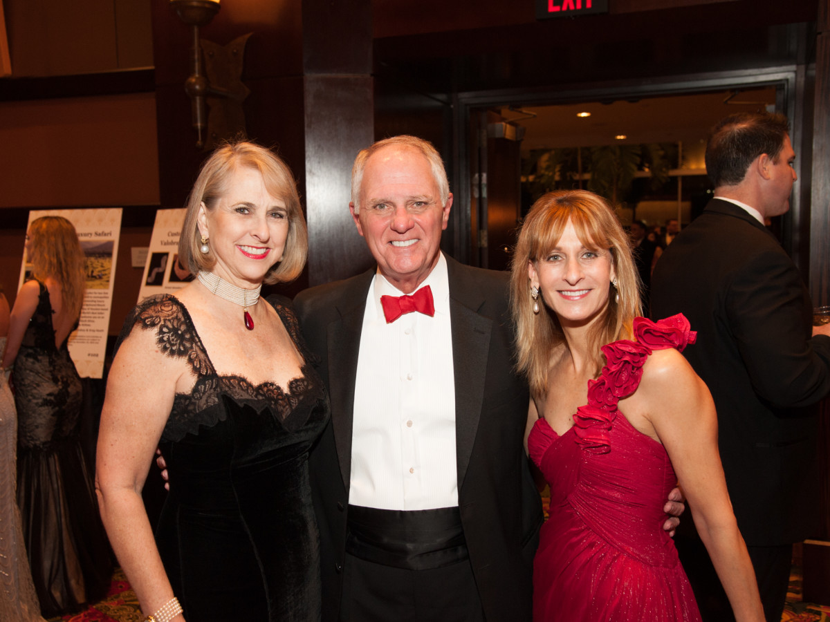 Heart Ball, Feb. 2016, Susan Hansen, Dick Hansen, Midge LaPorte Epstein