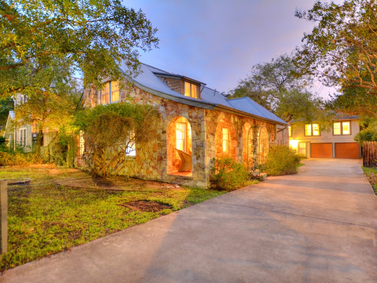 1610 Juliet St. front