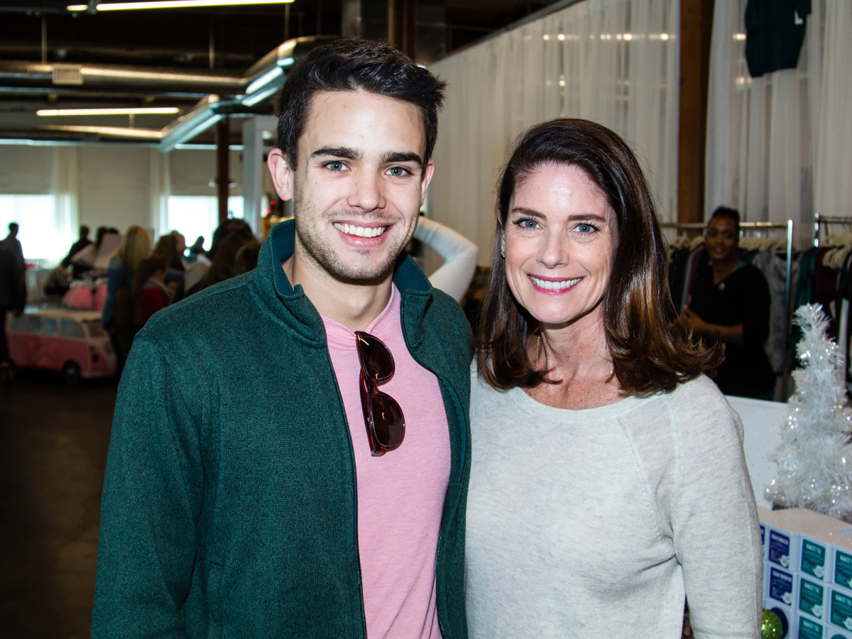 Michael Cole, Anne Boisinet